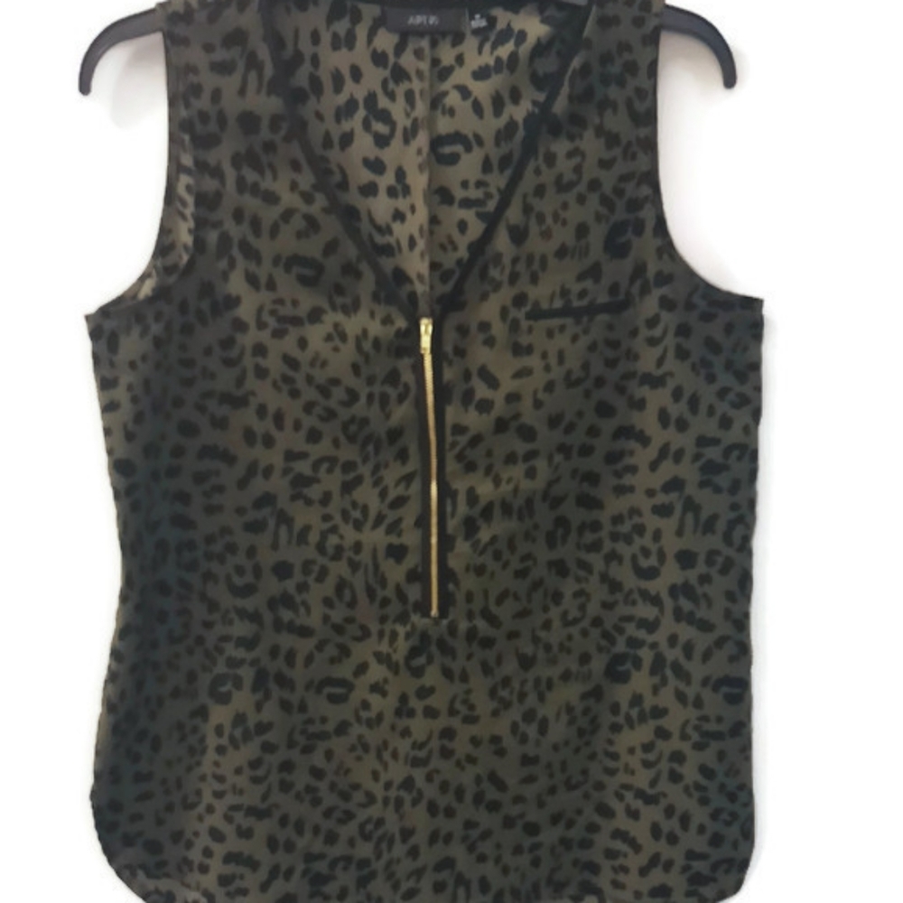 Apt.9 Olive Animal Print Blouse with Zipper